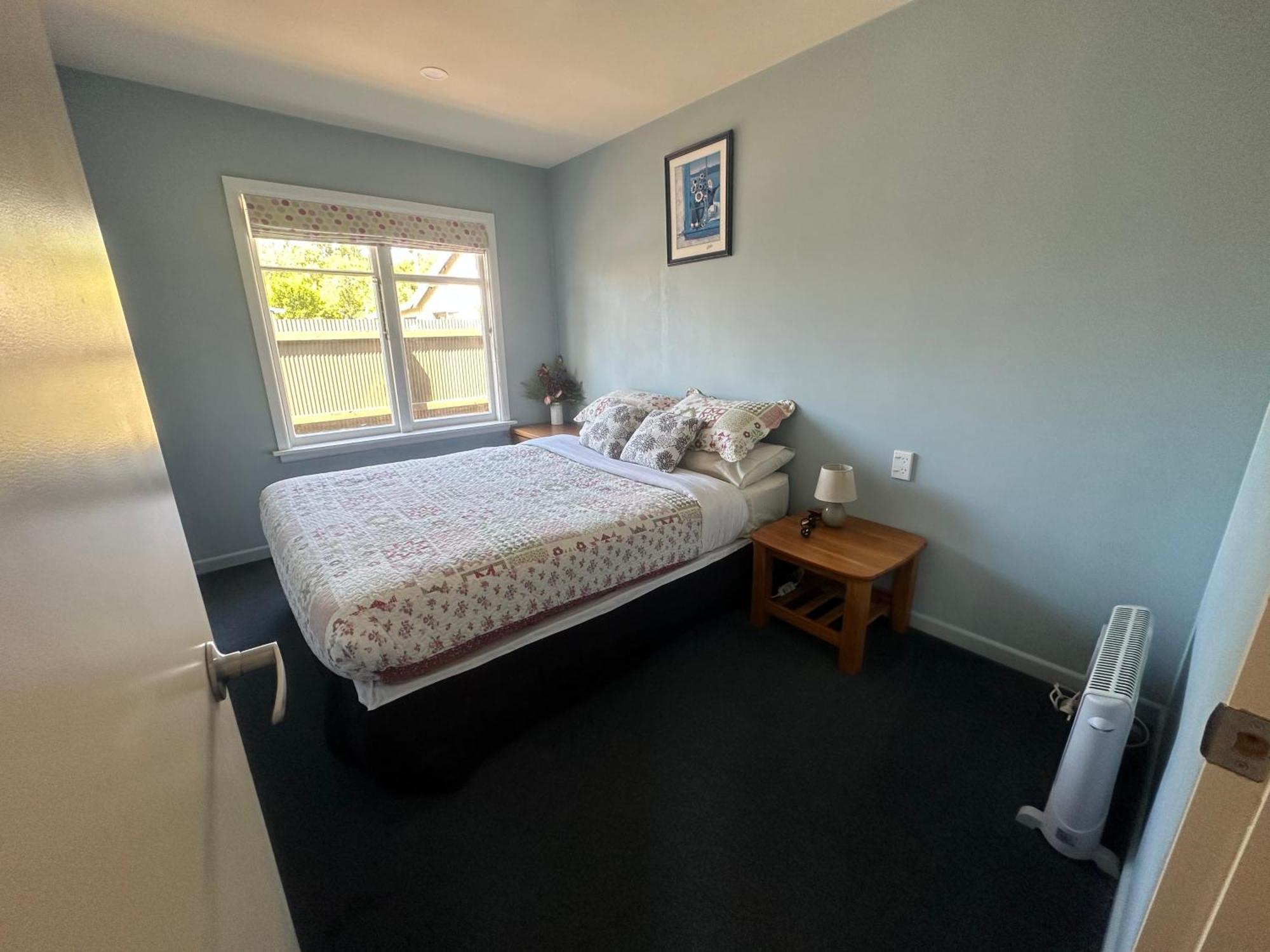 Sunny House With 5 Bedrooms * Christchurch