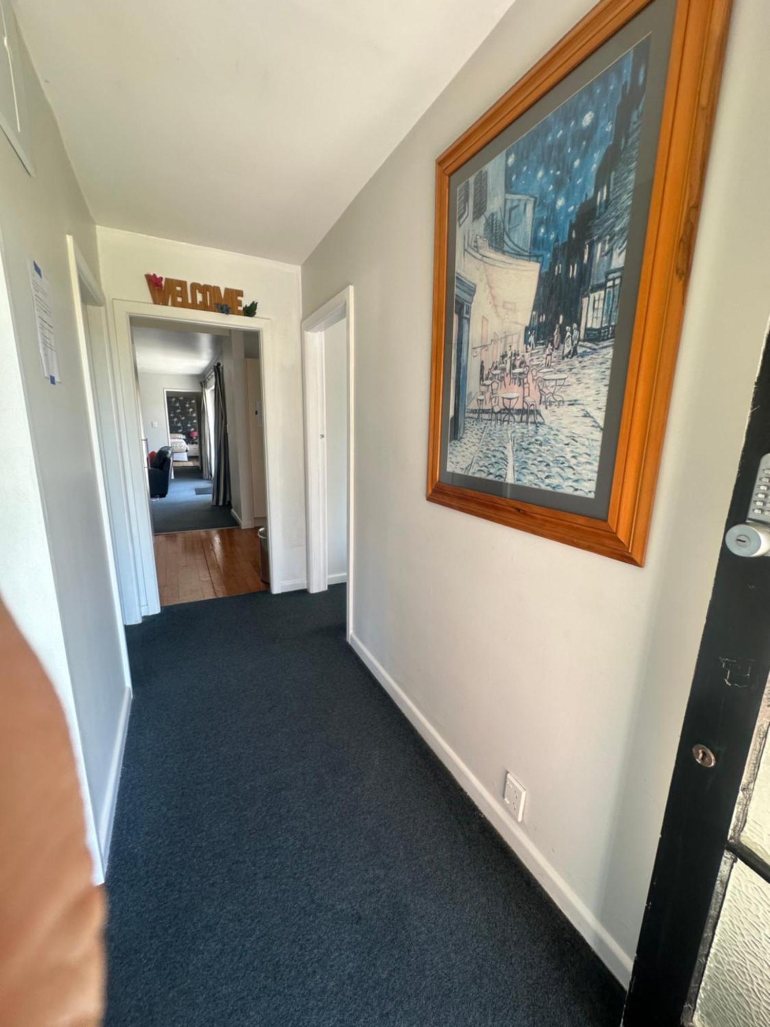 Sunny House With 5 Bedrooms * Christchurch